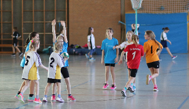 Jugend 8/9 wird Bezirksmeister / Mixed auf Platz 2